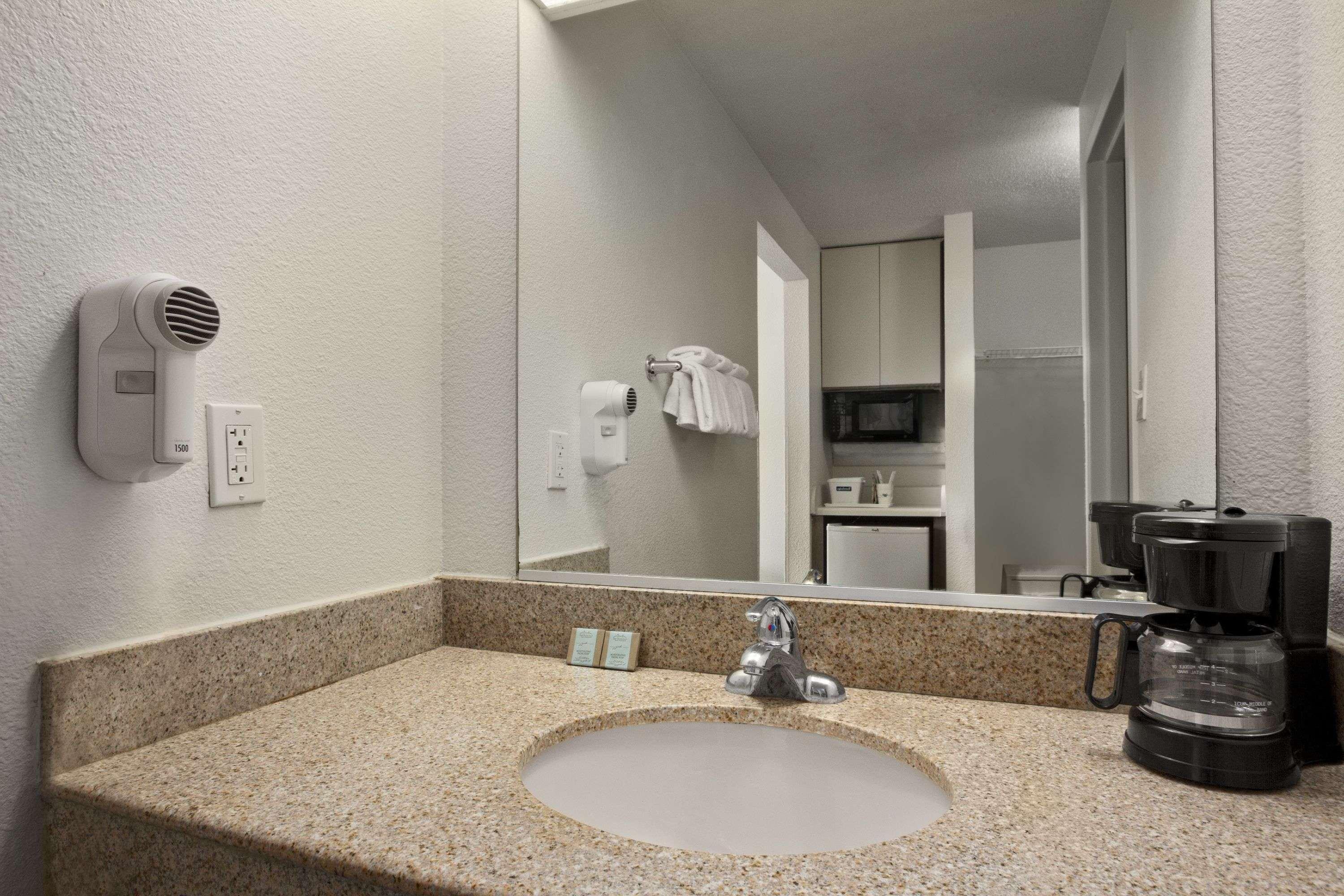 Travelodge By Wyndham Outer Banks/Kill Devil Hills Exteriér fotografie